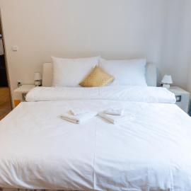 Lukas Apartments