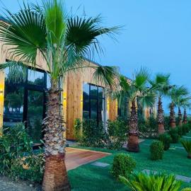 HAVANA HOUSE, hotel in Sakës