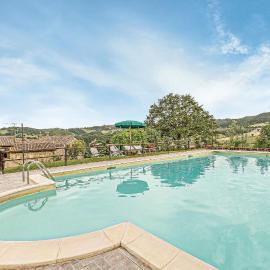 Ginestre 1, hotel a Mengara