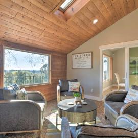 Picturesque Farmhouse on Working Almond Ranch, Hotel in Oakdale