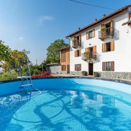 Awesome Home In Priocca With Wifi