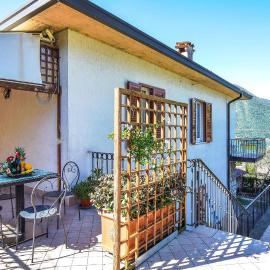 1 Bedroom Nice Apartment In Monte Isola