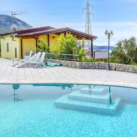 Villa Francesca, hotel in Praia a Mare