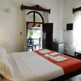 WelcomHeritage Panjim Pousada, hotel u gradu Panadži