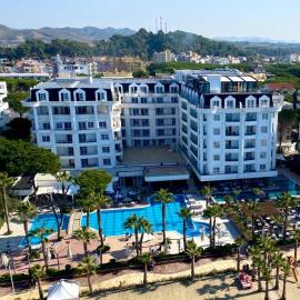 Fafa Premium Hotel & SPA