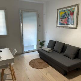 HOUSE RODRIGUEZ