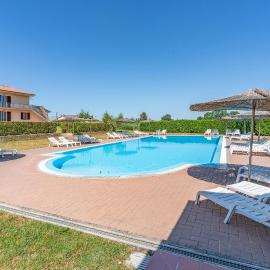 Cozy Apartment In Castiglione Del Lago, Hotel in Castiglione del Lago
