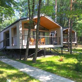 3pokoje - Domek lub Pokój pod lasem na odludziu, jacuzzi, sauna, kominek, Roztocze, hótel í Susiec