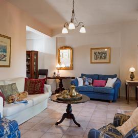 Corfu Garitsa Spacious Apartment, hotel em Corfu Town