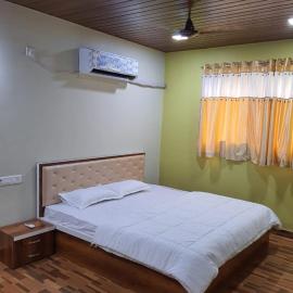 GREEN VISION RESORT، فندق في Murbād