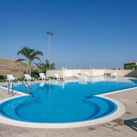 Lovely Home In Ragusa With Outdoor Swimming Pool, hotel in Ragusa