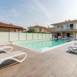 Pet Friendly Apartment In Puegnago Sul Garda