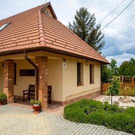 Mézes Vendégház és Apiterápiás központ, hotel v destinácii Vizsoly