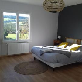 Agréable chambre meublée, vue sur la vallée de l'Auxois, хотел в Villy-en-Auxois
