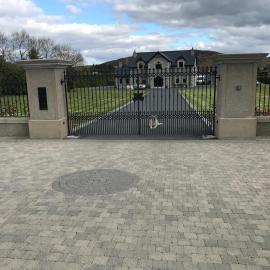 1 Gullion Lodge Newry, hotel in Newry