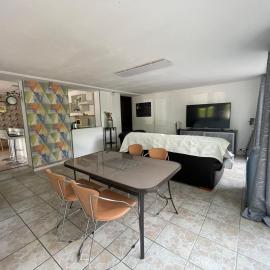 Agréable maison entre Zoo et Châteaux: Contres şehrinde bir otel