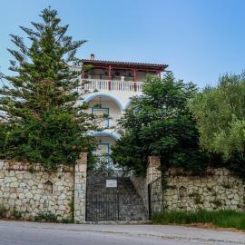 Tassos & Marios Apartments I, hotel in Laganas