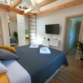Gavan Room
