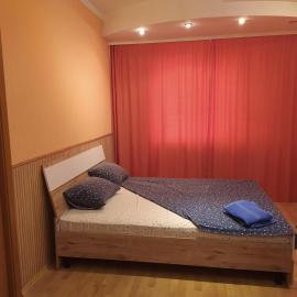 Уютная однокомнатная квартира в г. Бровары, hotel din Brovary