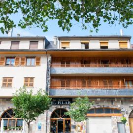 El Pilar, hotel v destinácii Benasque