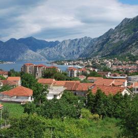 Guest House Sandra, hotel in Kotor