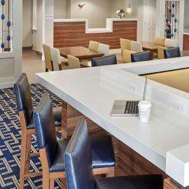 Sonesta ES Suites Burlington, hotel i Burlington