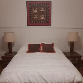 Casa frente al parque San Martín zona residencial, hotel in Mendoza