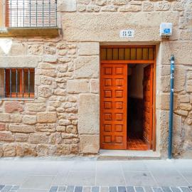 Stay in Historic Laguardia, Sleeps 8