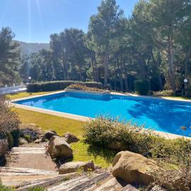 Acogedor apartamento con piscina en tamariu, hotel sa Tamariu