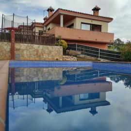 Villa El Mirador, hotel en Tordera