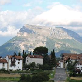 Casa Rural Nemesio, hotel in Iturmendi