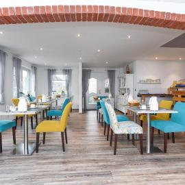 Hotel-Pension Janssen - Gästehaus Huus an't Deep, hotel in Neuharlingersiel