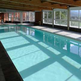 Duplex avec piscine et sauna, hotel v destinácii Jausiers