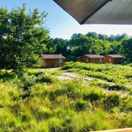 AE village, hotel din Gastes