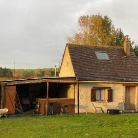 Gite de charme au coeur de la forêt, hotel Saint-Mars-dʼOutillé városában