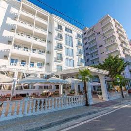 Esal Hotel