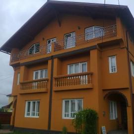 pensiunea Montana Sapinta, hotel em Săpînţa