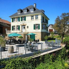 Weinhotel Stadtmühle beim Weingut Schauß, Hotel in Monzingen