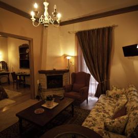 Margit Suites Hotel, hotel Karpenísziben