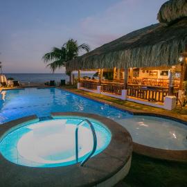 Kav's Beach Resort, viešbutis mieste Zamboanguita