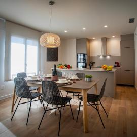 NC APARTMENTS RAMBLA3, hotell sihtkohas Figueres