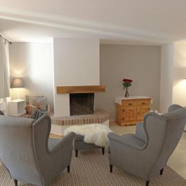 Apartment Chesa Fuolla Verda A8 by Interhome: Celerina'da bir otel