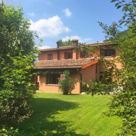 Holiday Home Casa Riva by Interhome, hotelli kohteessa Figino