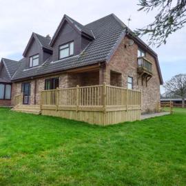 Cwm Gran Meadows, hotel u gradu Llanharan