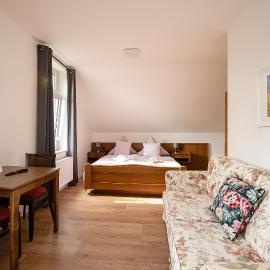 Rehlinger Hof, hotel din Rehlingen