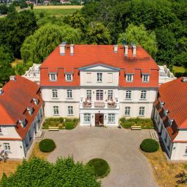 Pałac Godętowo, Hotel in Leczyce