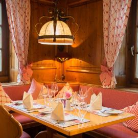 Gasthaus Auerhahn, hotel a Baden-Baden