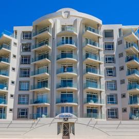 Cascades Self-Catering Apartments, hotel em Summerstrand