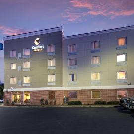Comfort Suites Forsyth near I-75, hotel em Forsyth