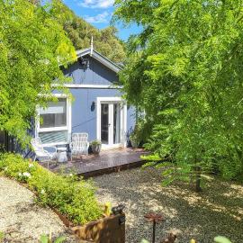 Locarno Cottage, hotel in Hepburn Springs